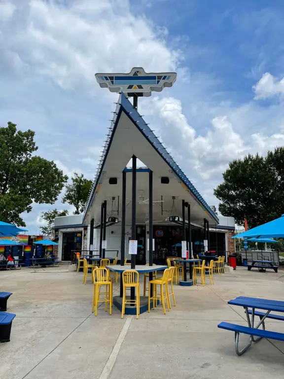 Day Drinking Dallas - Thunderbird Station