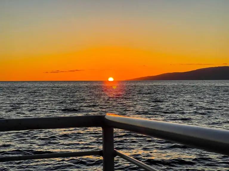 Maui Sunset and Celestial Cruise