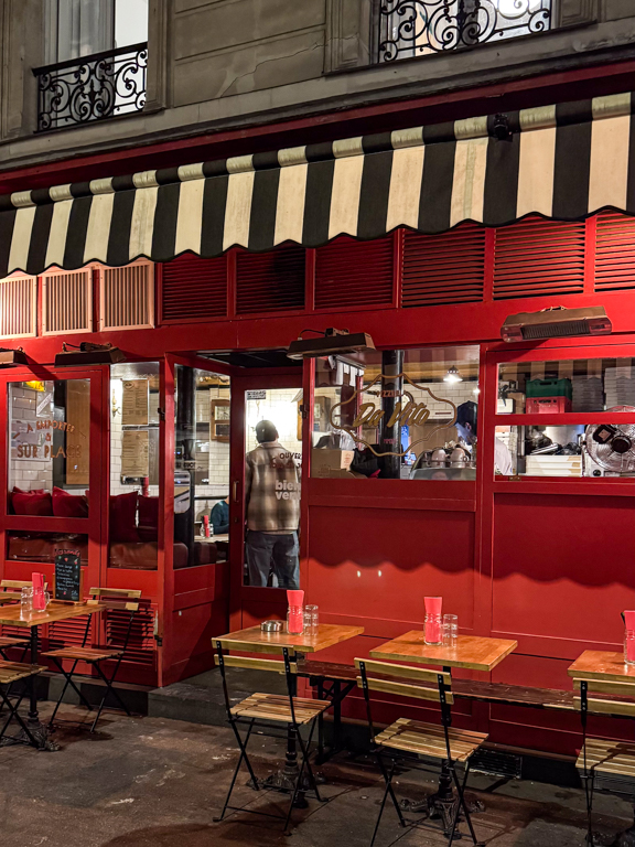 Moonshiner Paris Speakeasy