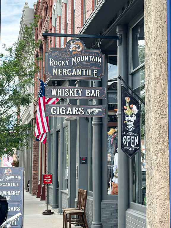 Rocky Mountain Mercantile
Blind Bighorn
Salida, CO