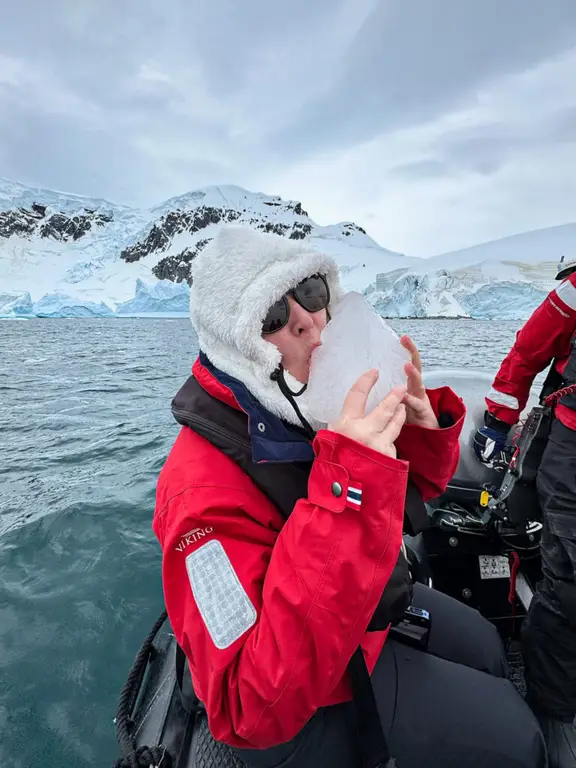 Antarctica Ice
zodiac excursion