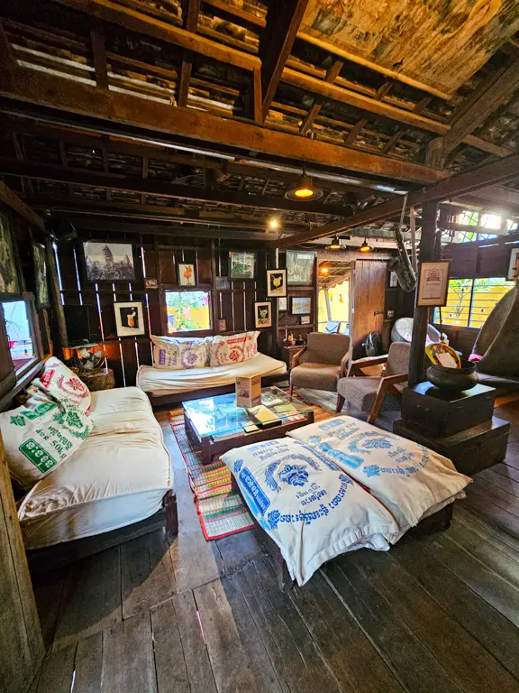 Asana Old Wooden House
Siem Reap
Pub Street