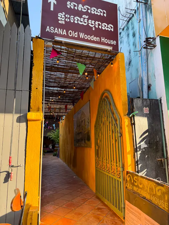 Asana Old Wooden House
Siem Reap
Pub Street