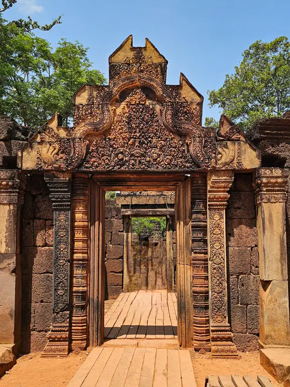 Banteay Srei
The Lady Temple
Siem Reap, Cambodia